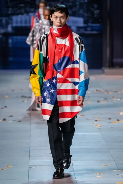 Look 62